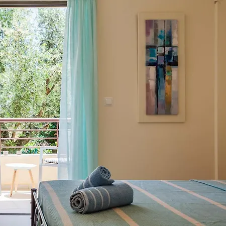 A Step Away To The Beach - Armonia Bespoke Design Αβία